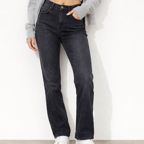 American Eagle Outfitters Denim - American Eagle Strigid Highest Waist Straight Leg Jeans Black Denim Size 4 Short